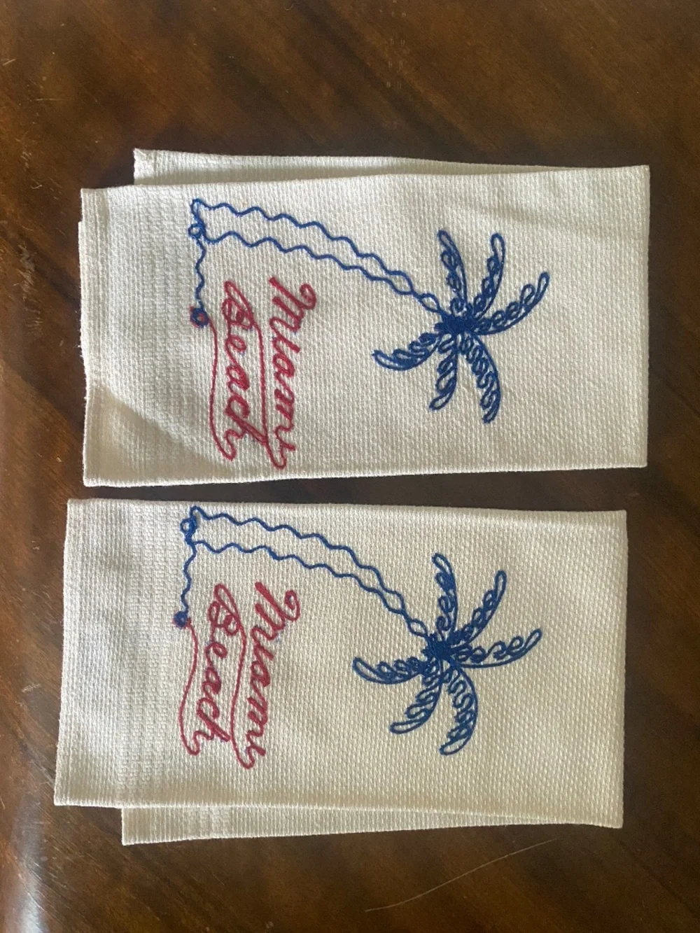 Vintage Miami Beach hand towels set of 2 unused
